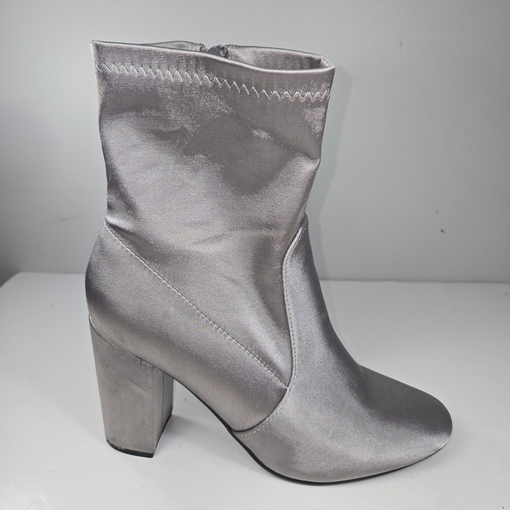 PRICE DROP Yoki Satin Sock Ankle Boots Women Size 9 Silver Metallic Block Heel